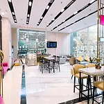 Leedon Hotel & Suites Surabaya